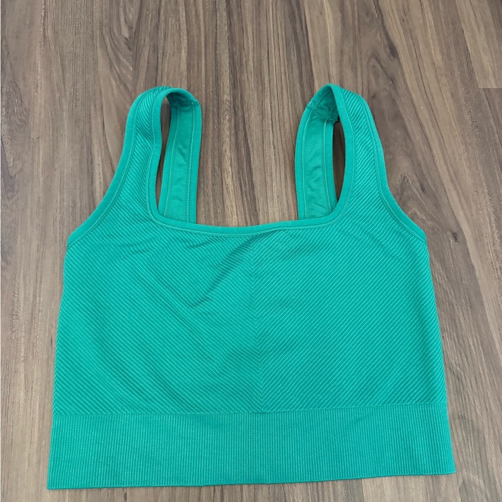 All in Motion Seamless Square Neck Cropped Tank Top